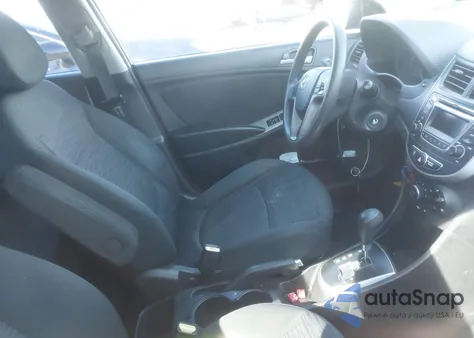 2015 Hyundai Accent Gs z USA, uszkodzony, nr VIN KMHCT5AE6FU222938